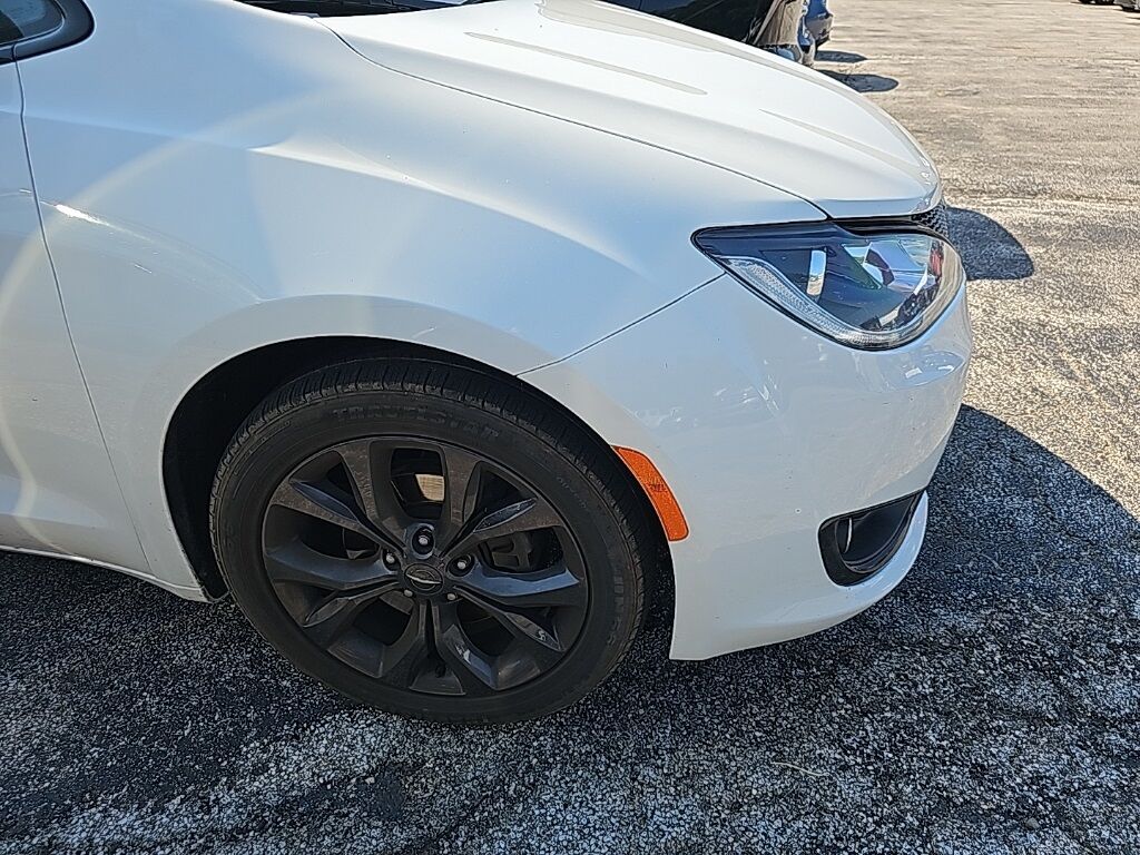 2018 Chrysler Pacifica Touring Plus Akron OH