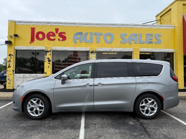 2018 Chrysler Pacifica Touring Plus