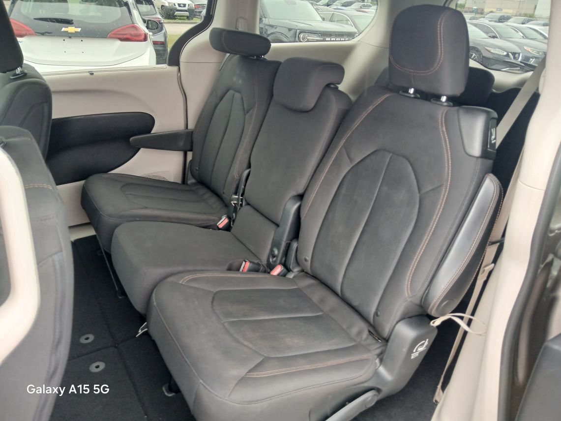 2018 Chrysler Pacifica Touring Plus Minivan 4D Maitland FL