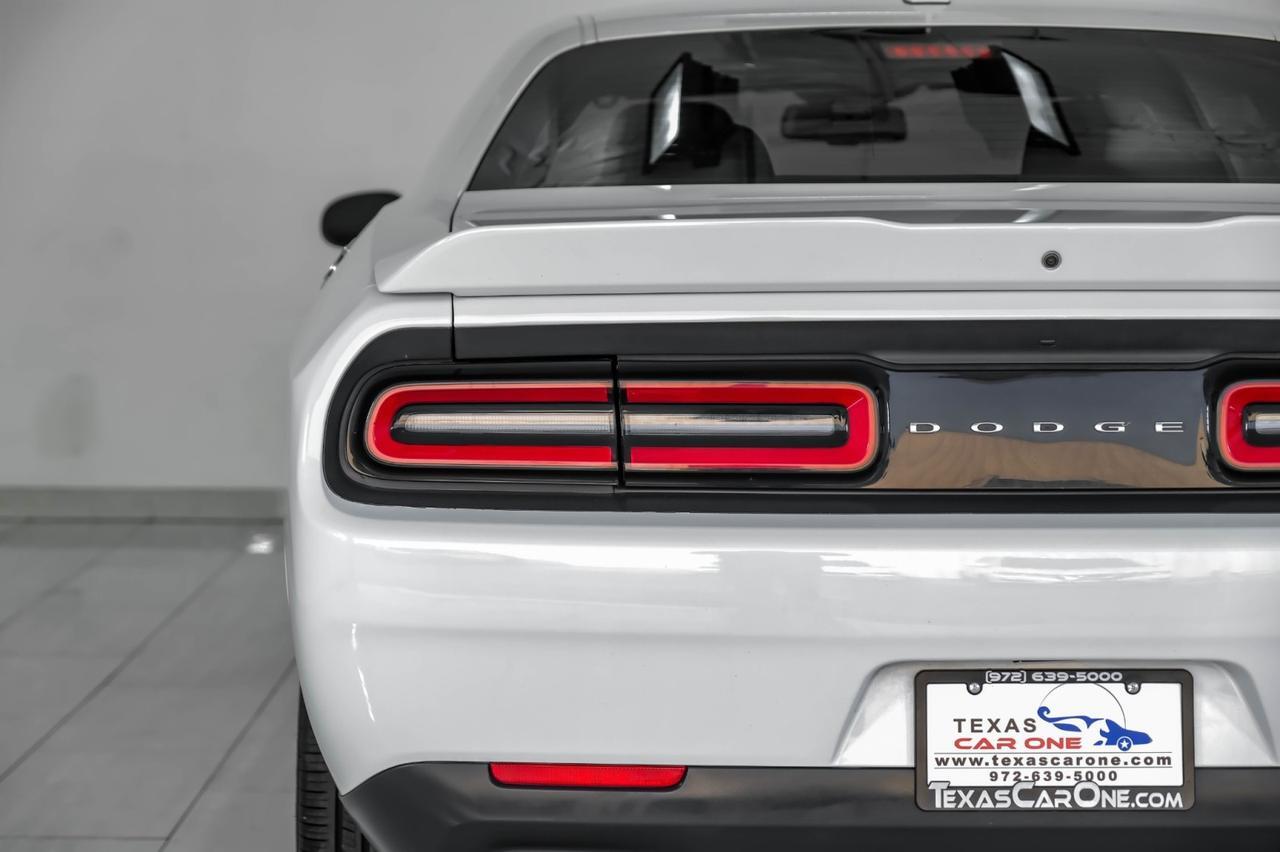 2018 Dodge Challenger R/T 5.7L HEMI AUTOMATIC NAVIGATION REAR CAMERA KEYLESS START BLU Carrollton TX