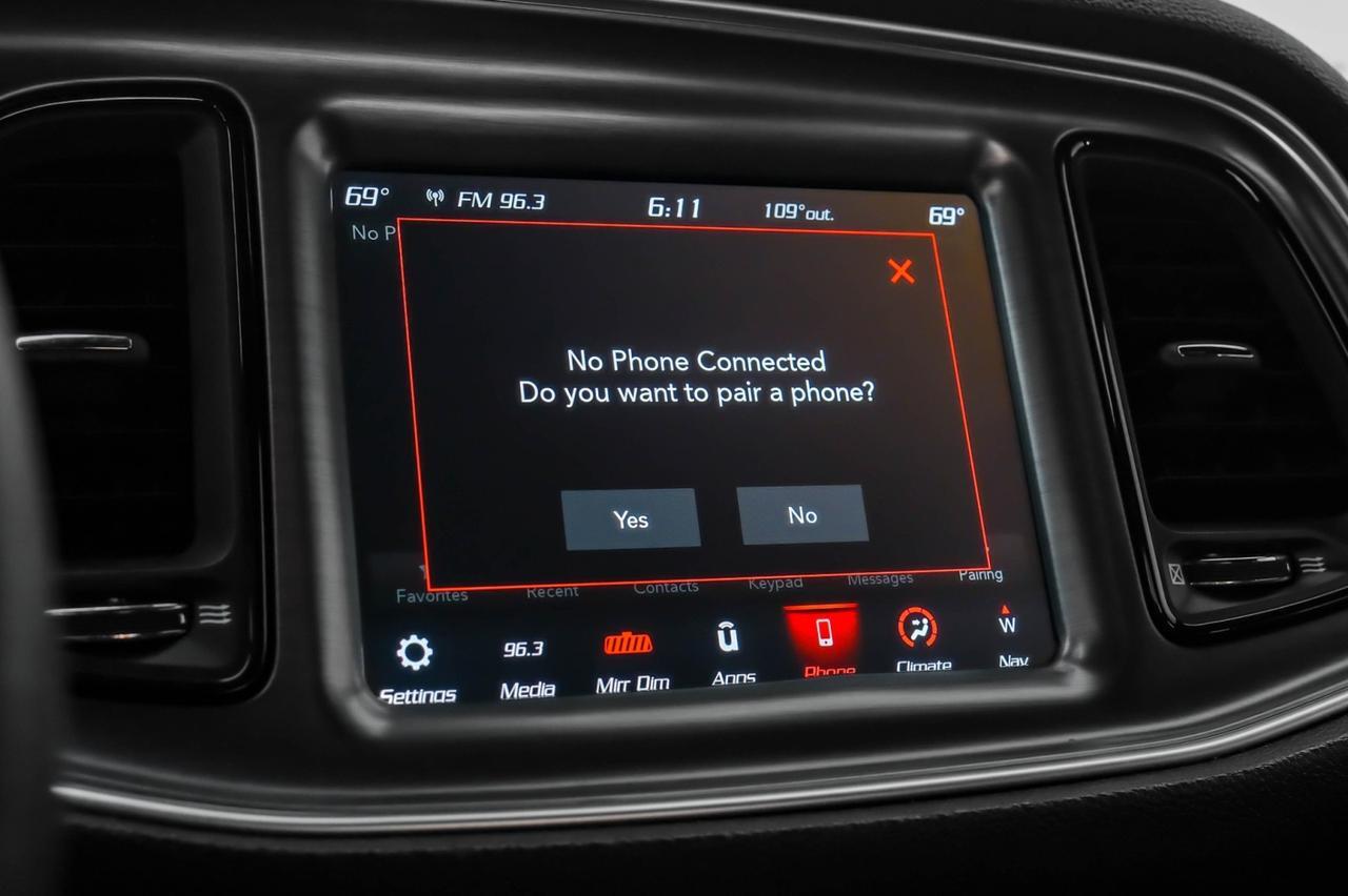 2018 Dodge Challenger R/T 5.7L HEMI AUTOMATIC NAVIGATION REAR CAMERA KEYLESS START BLU Carrollton TX