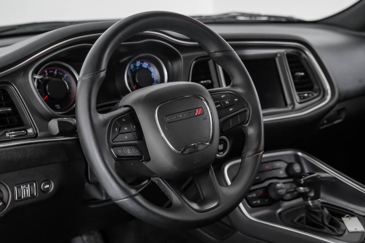 2018 Dodge Challenger R/T 5.7L HEMI AUTOMATIC NAVIGATION REAR CAMERA KEYLESS START BLU Carrollton TX