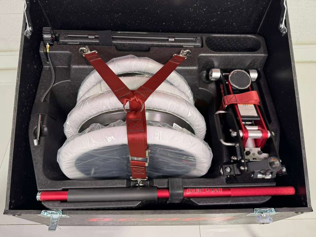 2018 Dodge Challenger SRT Demon DEMON CRATE! Redline Tricoat Pearl paint, satin graphics package, alcantara wheel & MORE!! Fort Lauderdale FL