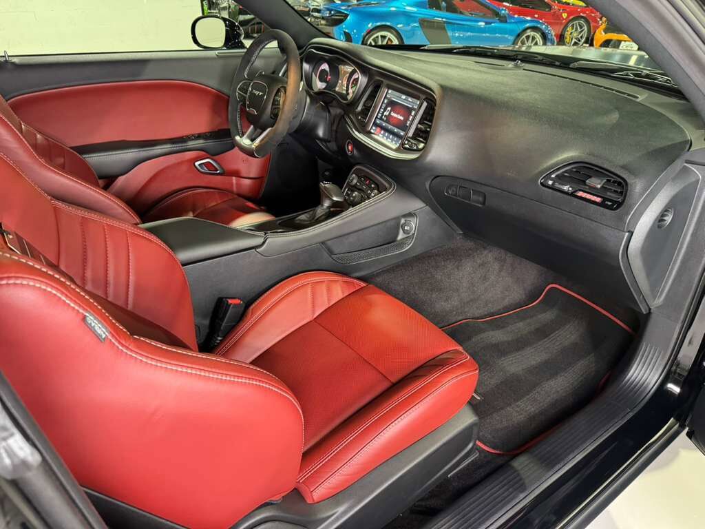2018 Dodge Challenger SRT Demon Demon Crate, Pitch Black paint, Demonic Red interior,harman/kardon audio system AND MORE!! Fort Lauderdale FL