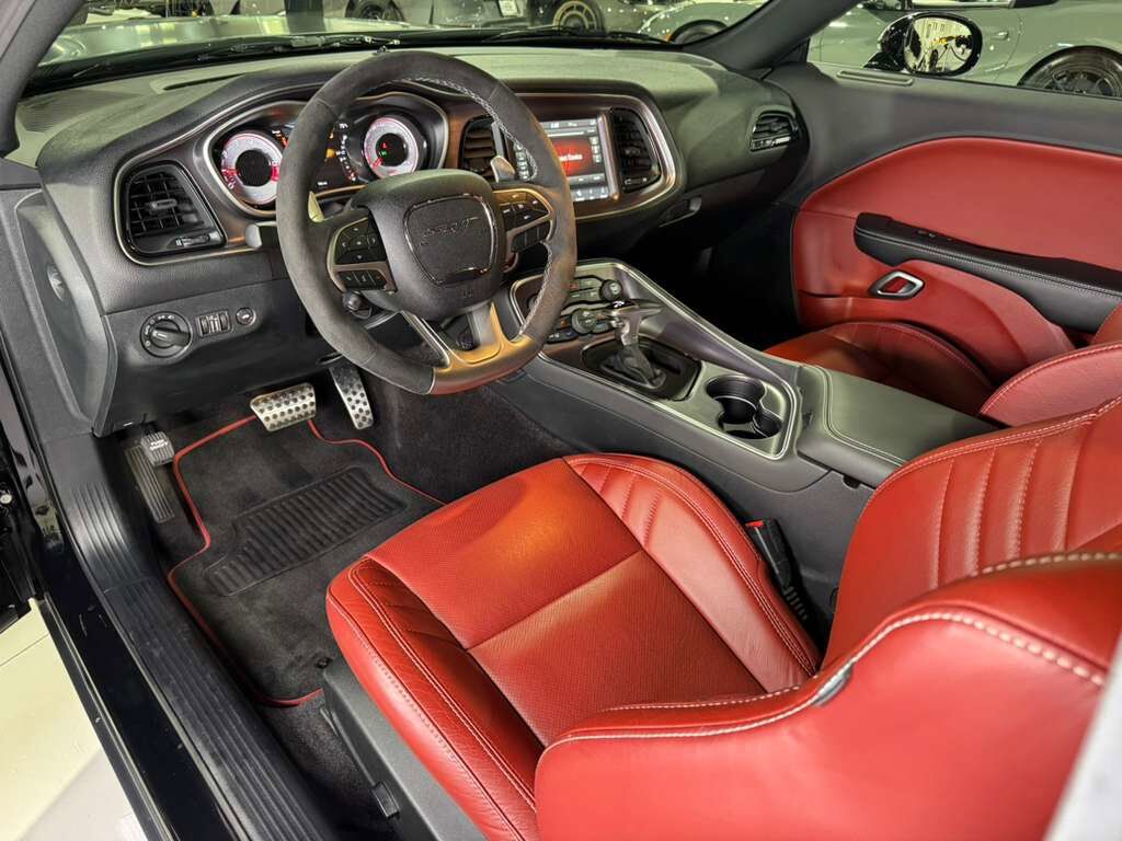 2018 Dodge Challenger SRT Demon Demon Crate, Pitch Black paint, Demonic Red interior,harman/kardon audio system AND MORE!! Fort Lauderdale FL