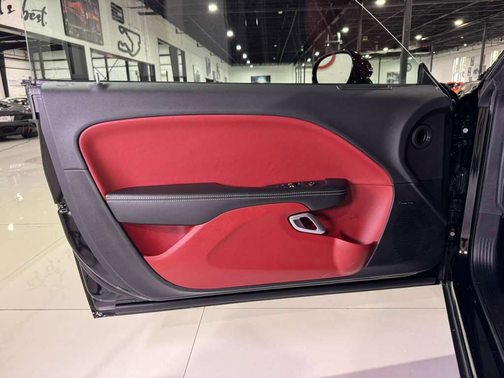 2018 Dodge Challenger SRT Demon Demon Crate, Pitch Black paint, Demonic Red interior,harman/kardon audio system AND MORE!! Fort Lauderdale FL