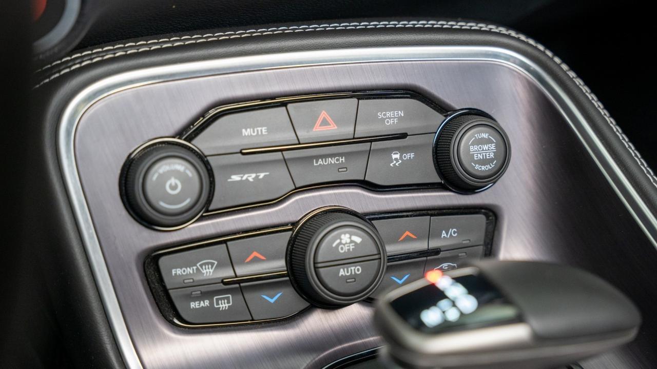 2018 Dodge Challenger SRT - Photo 38