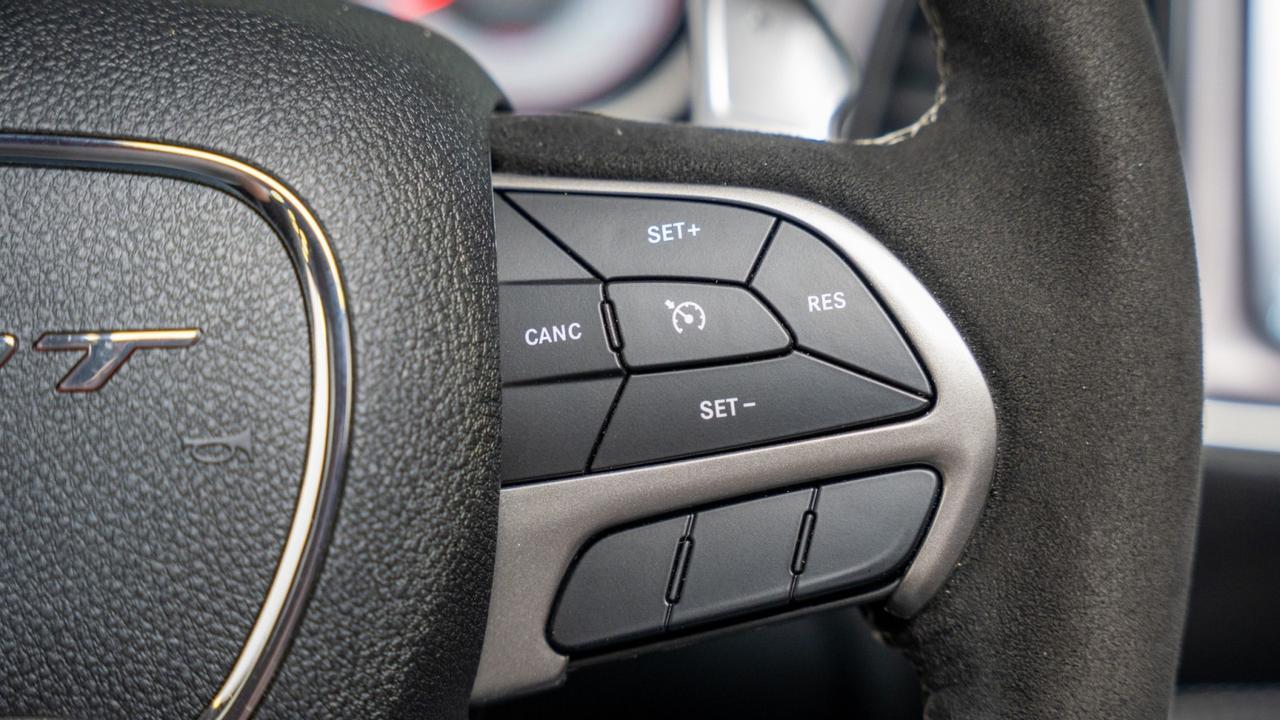 2018 Dodge Challenger SRT - Photo 35