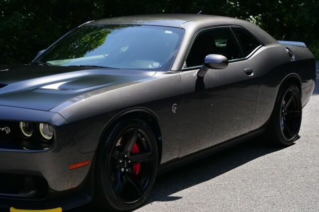 2018 Dodge Challenger SRT Hellcat / Supercharged V8 / Satin Hood! High Point NC