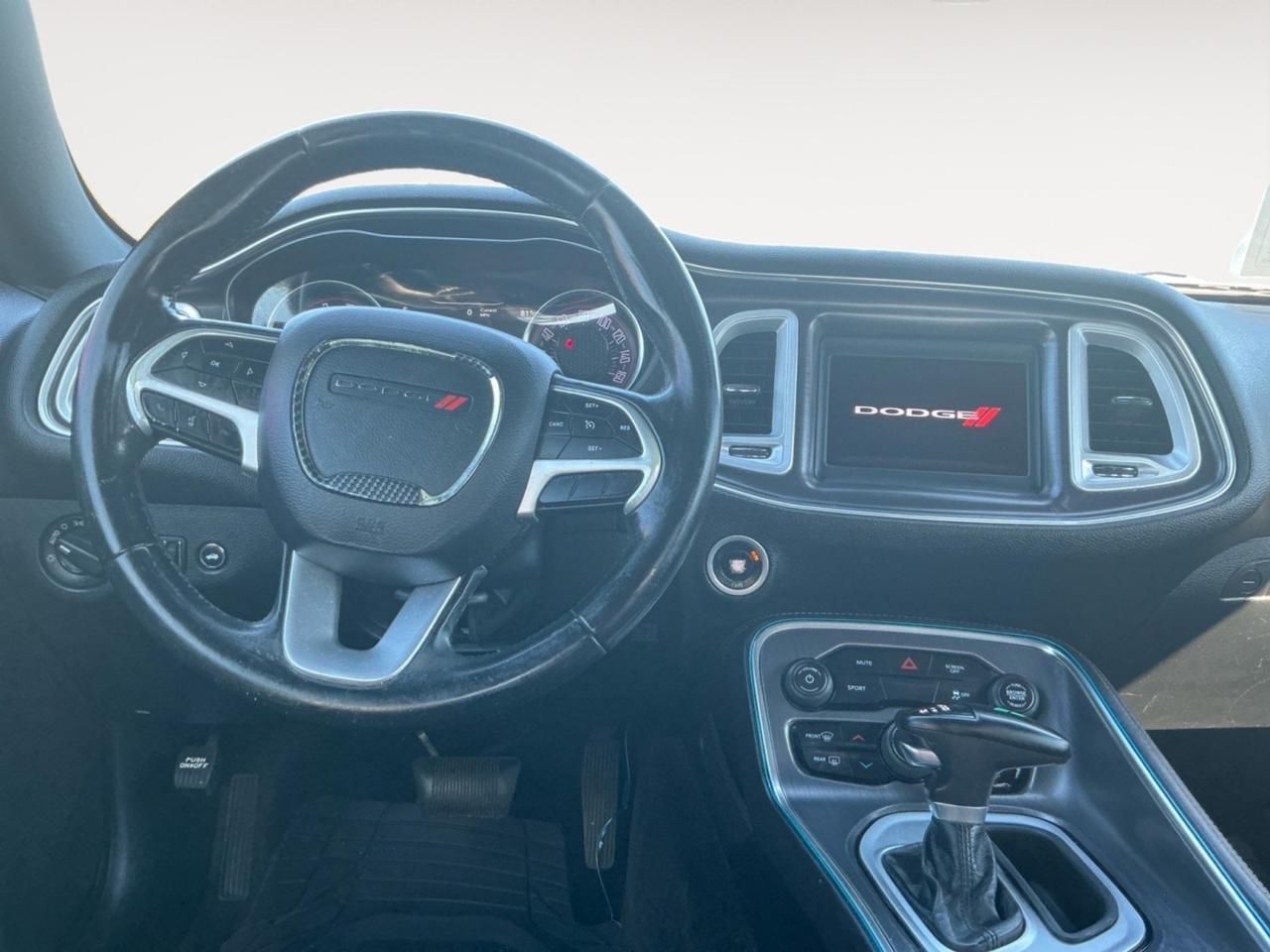 2018 Dodge Challenger SXT, APPLE CARPLAY/ANDROID AUTO, BLUETOOTH, BACKUP CAMERA, POWER/HEATED MIRRORS, KEYLESS ENTRY, COME AND TEST DRIVE TODAY!