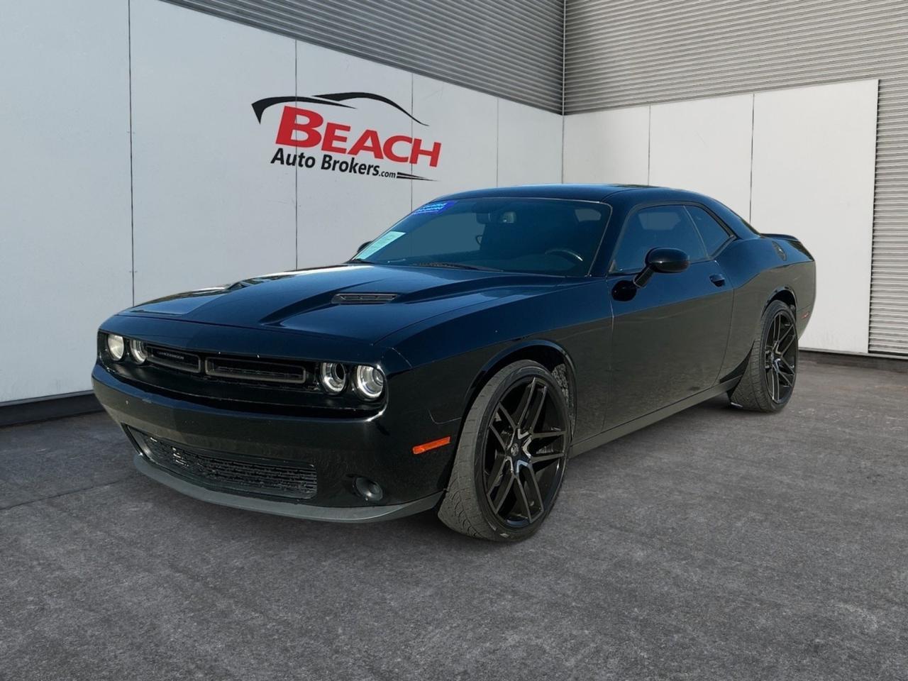 2018 Dodge Challenger SXT, APPLE CARPLAY/ANDROID AUTO, BLUETOOTH, BACKUP CAMERA, POWER/HEATED MIRRORS, KEYLESS ENTRY, COME AND TEST DRIVE TODAY!