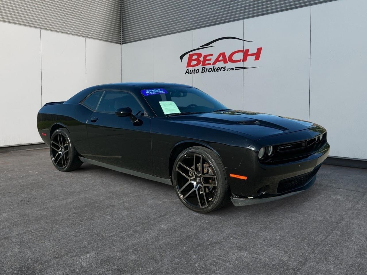 2018 Dodge Challenger SXT, APPLE CARPLAY/ANDROID AUTO, BLUETOOTH, BACKUP CAMERA, POWER/HEATED MIRRORS, KEYLESS ENTRY, COME AND TEST DRIVE TODAY!