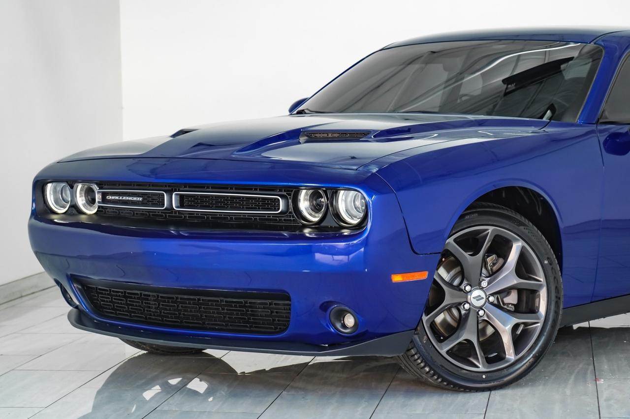 2018 Dodge Challenger SXT PLUS AUTOMATIC LEATHER SEATS REAR CAMERA KEYLESS START BLUET Carrollton TX