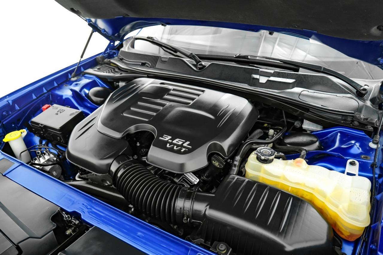 2018 Dodge Challenger SXT PLUS AUTOMATIC LEATHER SEATS REAR CAMERA KEYLESS START BLUET Carrollton TX