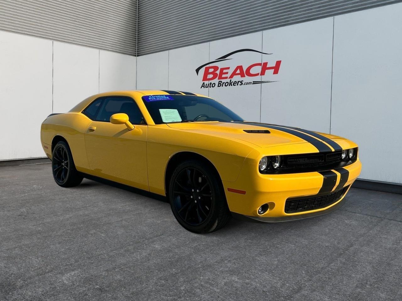 2018 Dodge Challenger SXT Plus, HEATED/VENTILATED SEATS, BLUETOOTH, ALPINE SPEAKERS, UNIVERSAL GARAGE DOOR OPENER, SUNROOF, BACKUP CAMERA, POWER/HEATED MIRRORS, SUNROOF, CLEAN CARFAX, LOW MILES, MAKE IT YOURS TODAY!