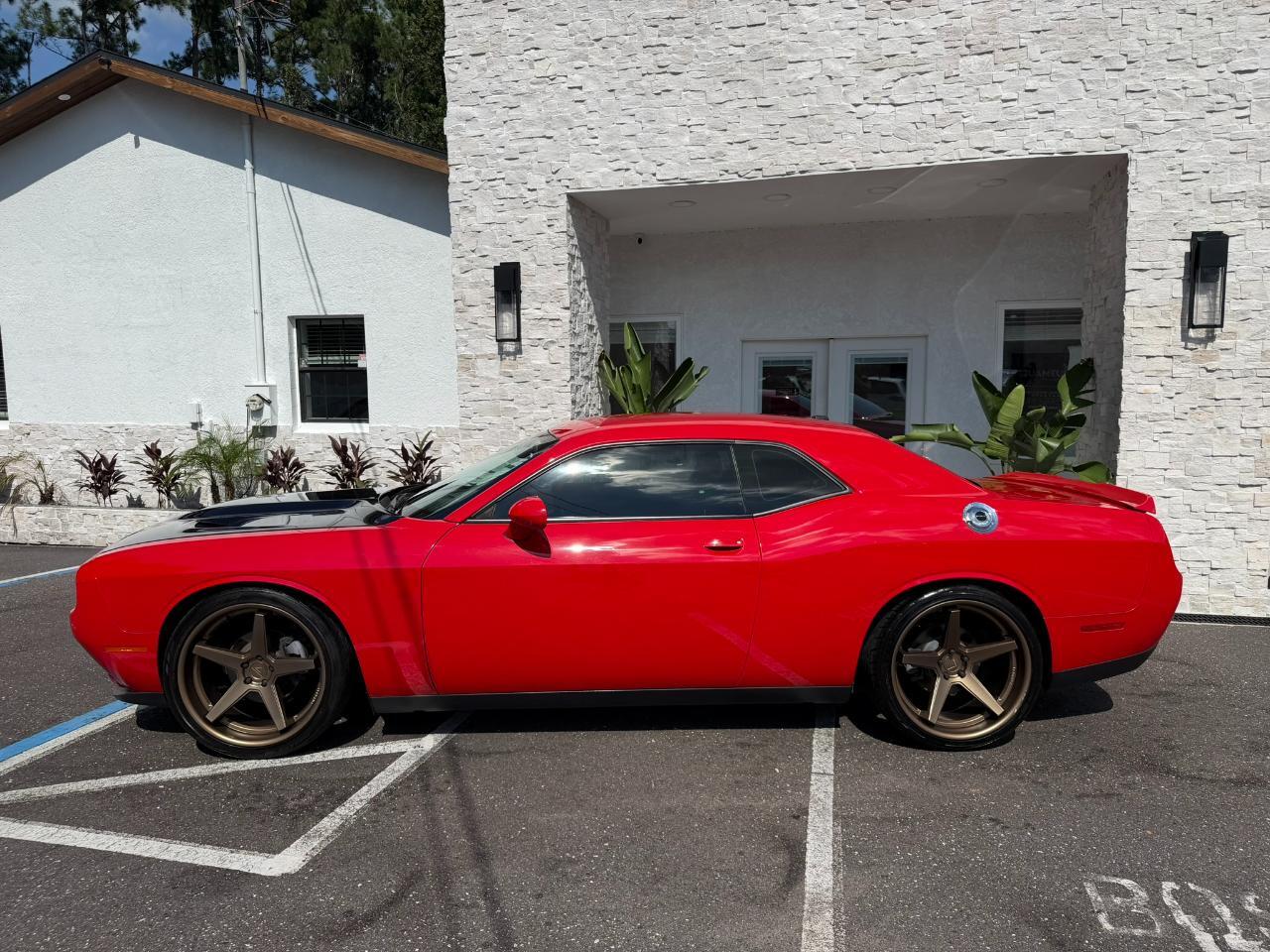 2018 Dodge Challenger SXT RWD