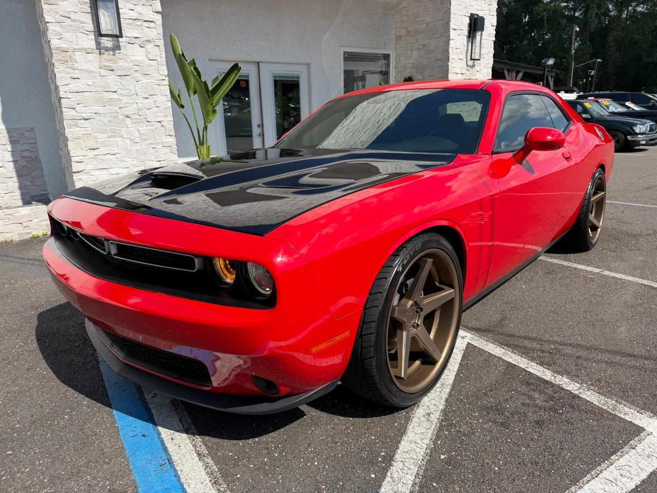 2018 Dodge Challenger SXT RWD