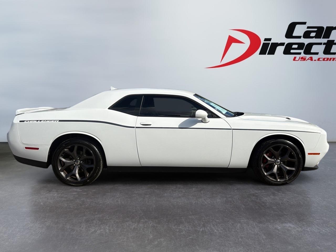 2018 Dodge Challenger SXT,BACKUP CAMERA, PARKING SENSORS, HEATED STEERING WHEEL & SEATS, SUNROOF, APPLE CARPLAY/ANDROID AUTO, BLIND SPOT ALERT, LOW MILEAGE, CLEAN CARFAX, CHALLENGE THE ROAD! Virginia Beach VA