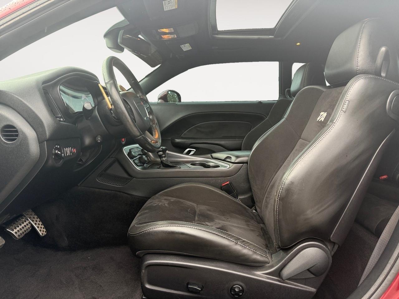 2018 Dodge Challenger T/A 392, HEATED AND VENTILATED SEATS, HEATED STEERING WHEEL, BACKUP CAMERA, APPLE CARPLAY/ANDROID AUTO, SUNROOF, UNIVERSAL GARAGE DOOR OPENER, NAVIGATION, PADDLE SHIFTERS,THIS CHALLENGER HAS ANYTHING YOU COULD EVER WANT MAKE IT YOURS TODAY! Norfolk VA