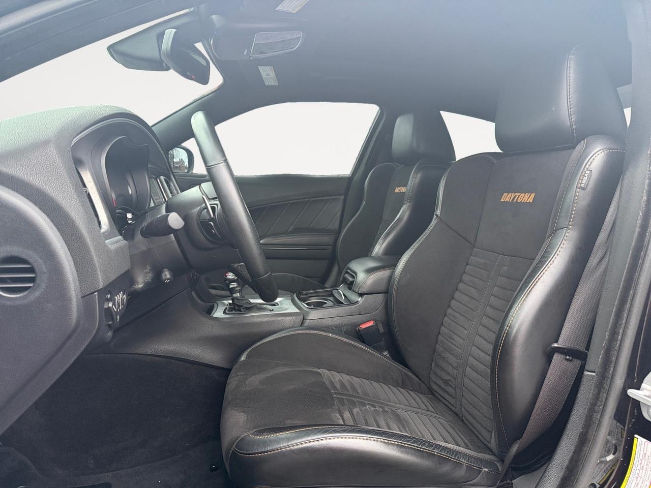 2018 Dodge Charger Daytona 392, HEATED SEATS, HEATED 2ND ROW, BACKUP CAMERA, APPLE CARPLAY/ANDROID AUTO, REMOTE START, POWER SUNROOF, POWER AND HEATED MIRRORS W/ BLIND SPOT ALERT, COME AND TEST DRIVE THIS DODGE CHARGER TODAY!