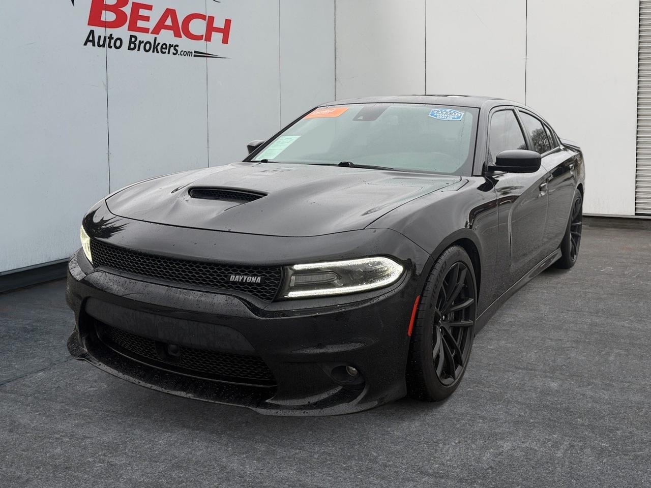 2018 Dodge Charger Daytona 392, HEATED SEATS, HEATED 2ND ROW, BACKUP CAMERA, APPLE CARPLAY/ANDROID AUTO, REMOTE START, POWER SUNROOF, POWER AND HEATED MIRRORS W/ BLIND SPOT ALERT, COME AND TEST DRIVE THIS DODGE CHARGER TODAY!
