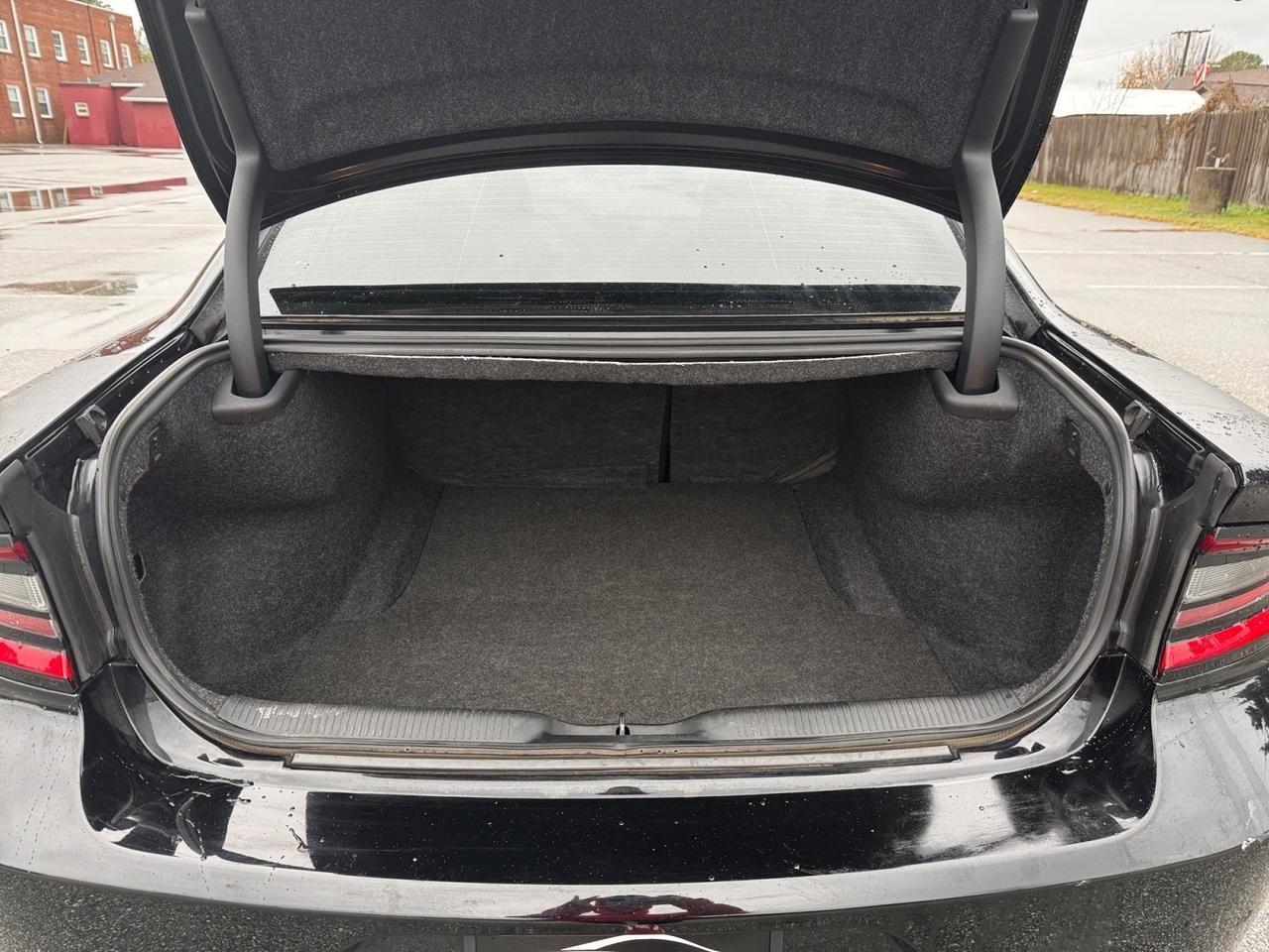 2018 Dodge Charger Daytona 392, HEATED SEATS, HEATED 2ND ROW, BACKUP CAMERA, APPLE CARPLAY/ANDROID AUTO, REMOTE START, POWER SUNROOF, POWER AND HEATED MIRRORS W/ BLIND SPOT ALERT, COME AND TEST DRIVE THIS DODGE CHARGER TODAY! Norfolk VA