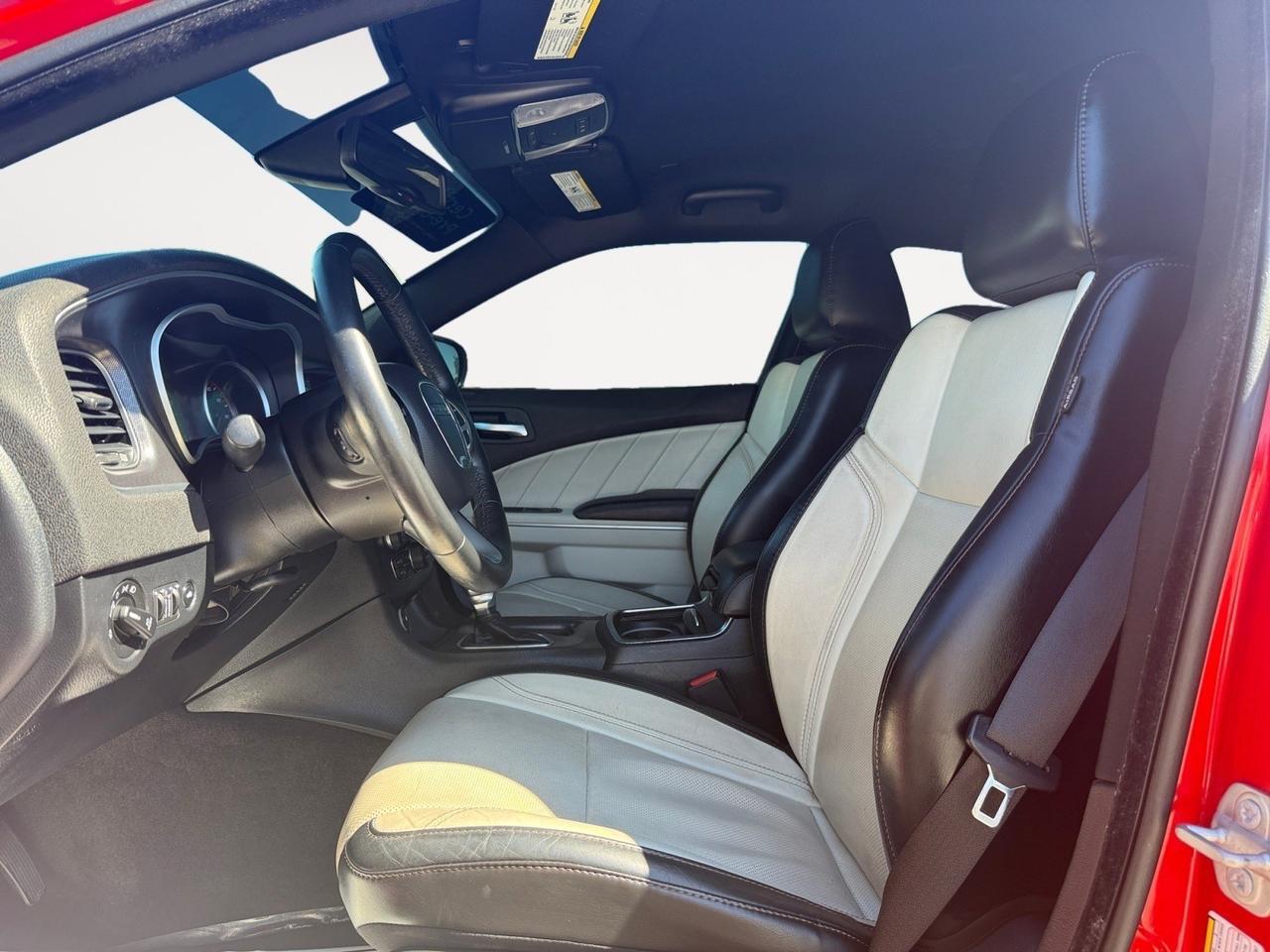 2018 Dodge Charger SXT Plus, APPLE CARPLAY/ANDROID AUTO, UNIVERSAL GARAGE DOOR OPENER, HEATED/VENTILATED SEATS, HEATED STEERING WHEEL, HEATED REAR SEATS, NAVIGATION, BACKUP CAMERA, REMOTE START, POWER/HEATED MIRRORS, CLEAN CARFAX, COME AND TEST DRIVE THIS DODGE CHARGER