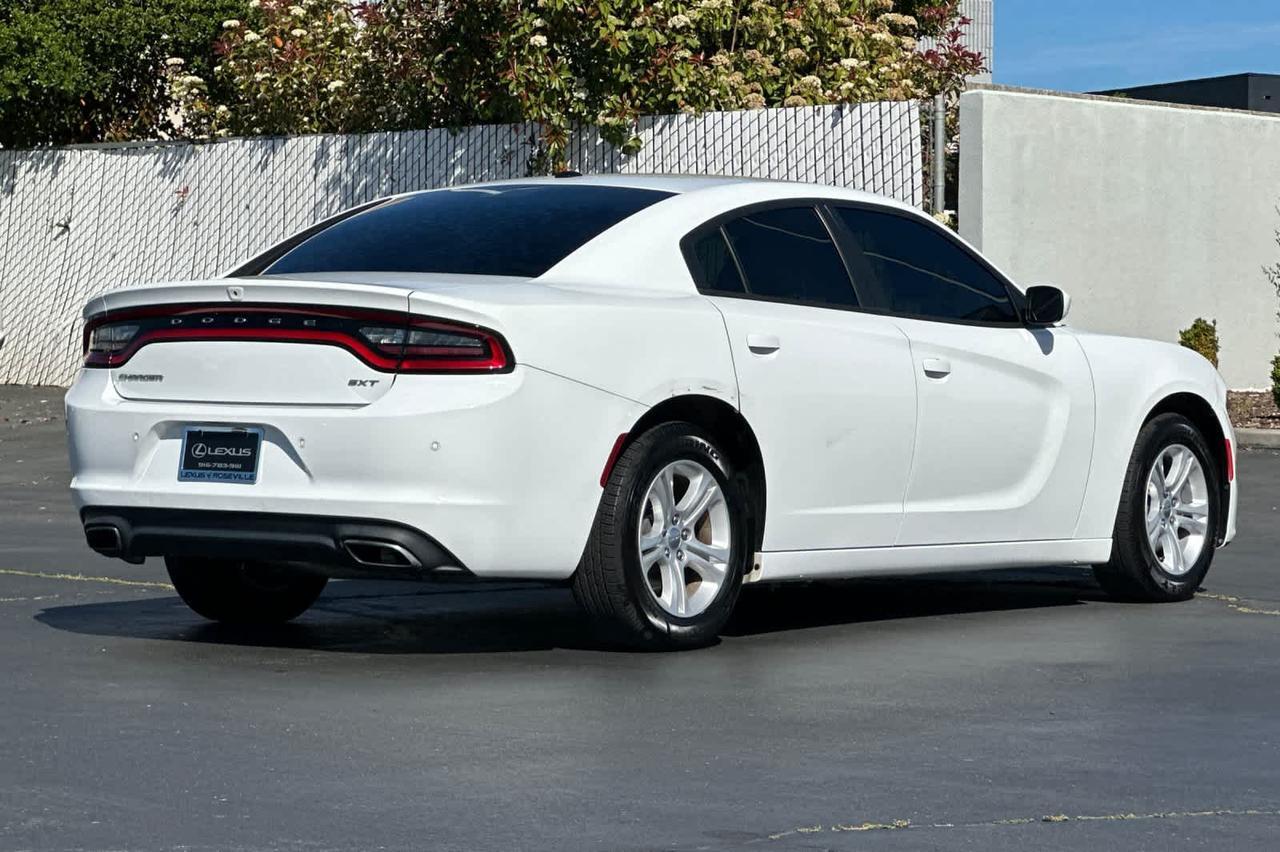 2018 Dodge Charger SXT