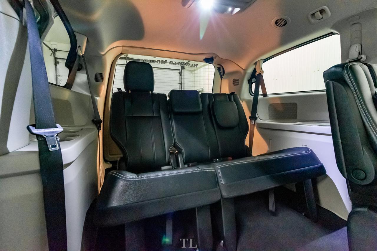 2018 Dodge Grand Caravan Crew Plus Leather Nav BCam Red Deer AB