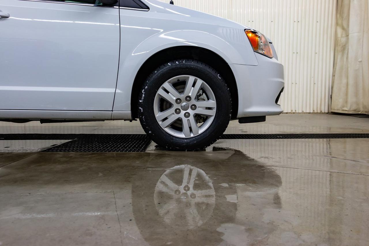 2018 Dodge Grand Caravan Crew Plus Leather Nav BCam Red Deer AB