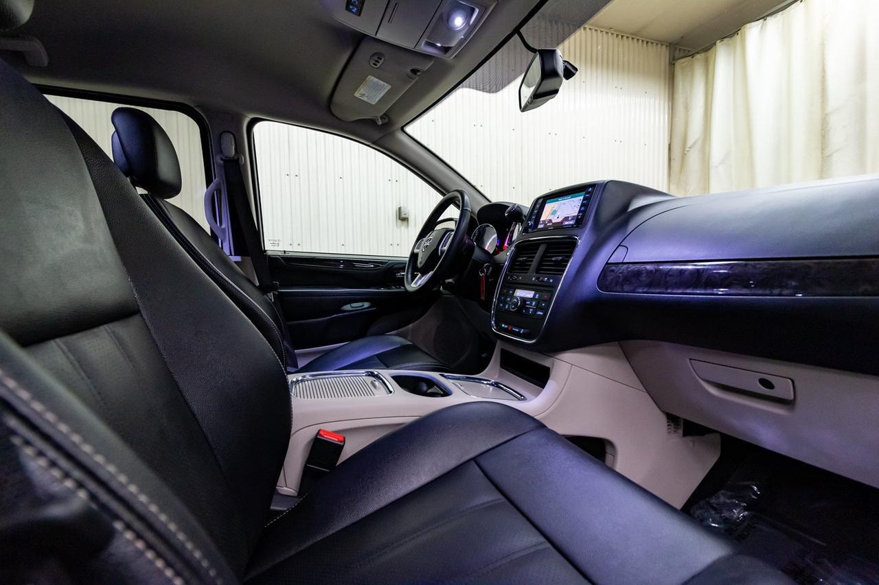 2018 Dodge Grand Caravan Crew Plus Leather Nav BCam Red Deer AB