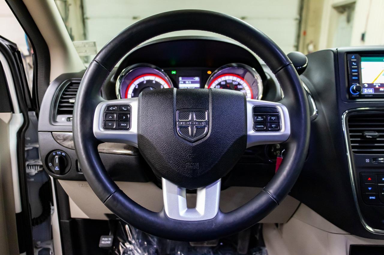 2018 Dodge Grand Caravan Crew Plus Leather Nav BCam Red Deer AB