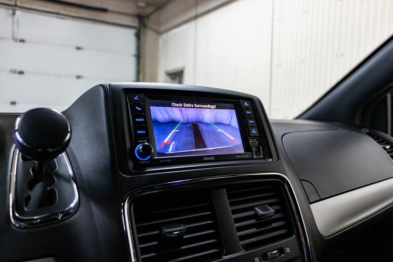 2018 Dodge Grand Caravan GT Leather BCam Red Deer AB