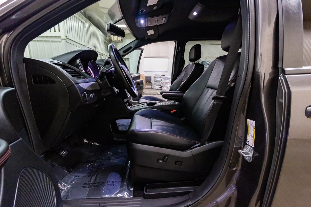 2018 Dodge Grand Caravan GT Leather BCam Red Deer AB