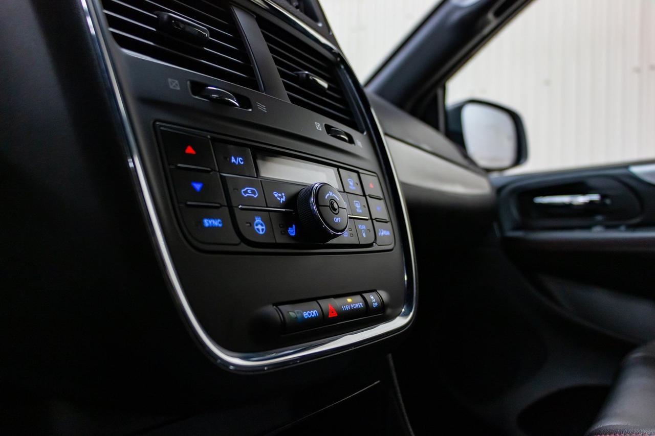 2018 Dodge Grand Caravan GT Leather Nav DVD BCam Red Deer AB