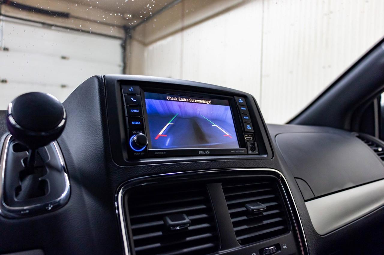 2018 Dodge Grand Caravan GT Leather Nav DVD BCam Red Deer AB