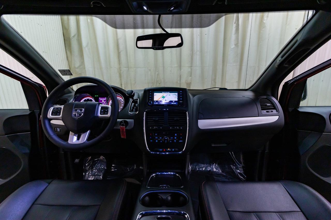 2018 Dodge Grand Caravan GT Leather Nav DVD BCam Red Deer AB