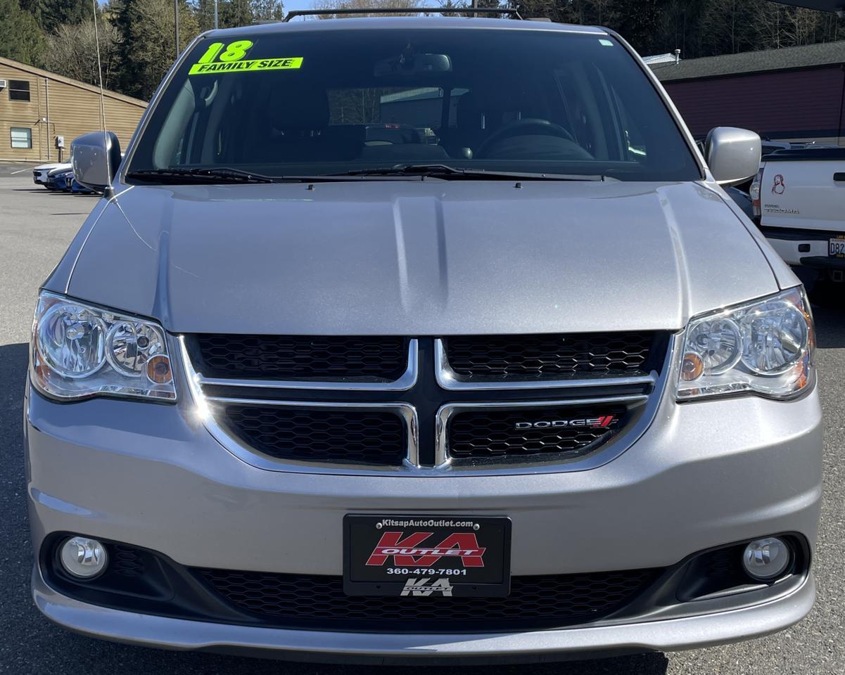 2018 Dodge Grand Caravan Passenger SXT Minivan 4D
