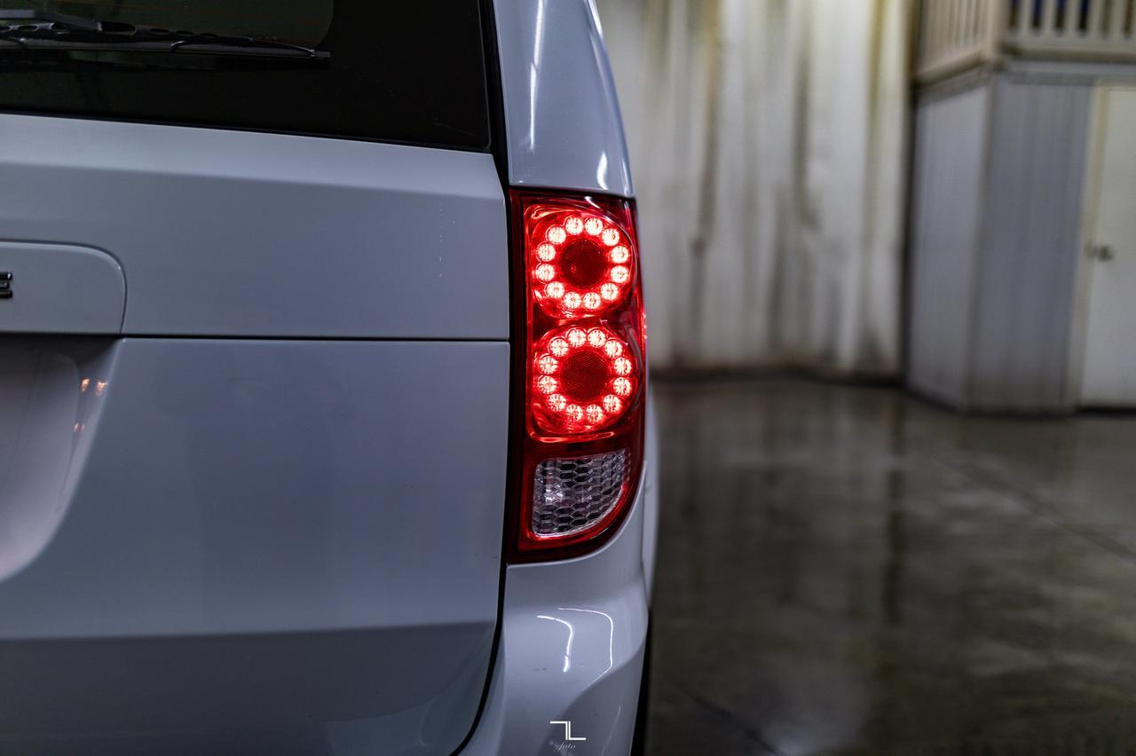 2018 Dodge Grand Caravan SE Canada Value Package Red Deer AB