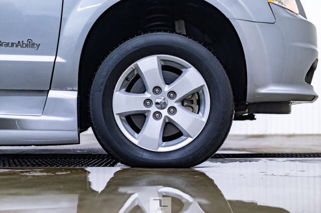 2018 Dodge Grand Caravan SE Plus Braun Ability Wheelchair Lift BCam Red Deer AB