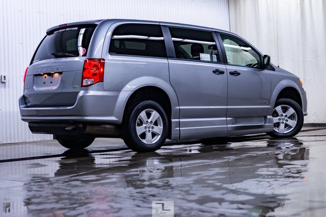 2018 Dodge Grand Caravan SE Plus Braun Ability Wheelchair Lift BCam Red Deer AB