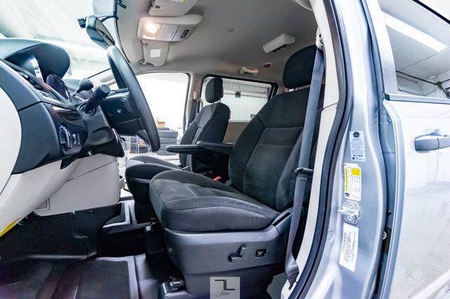 2018 Dodge Grand Caravan SE Plus Braun Ability Wheelchair Lift BCam Red Deer AB