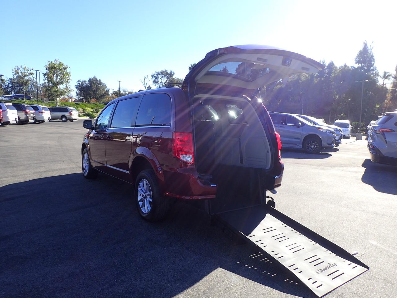 2018 Dodge Grand Caravan SXT Anaheim CA