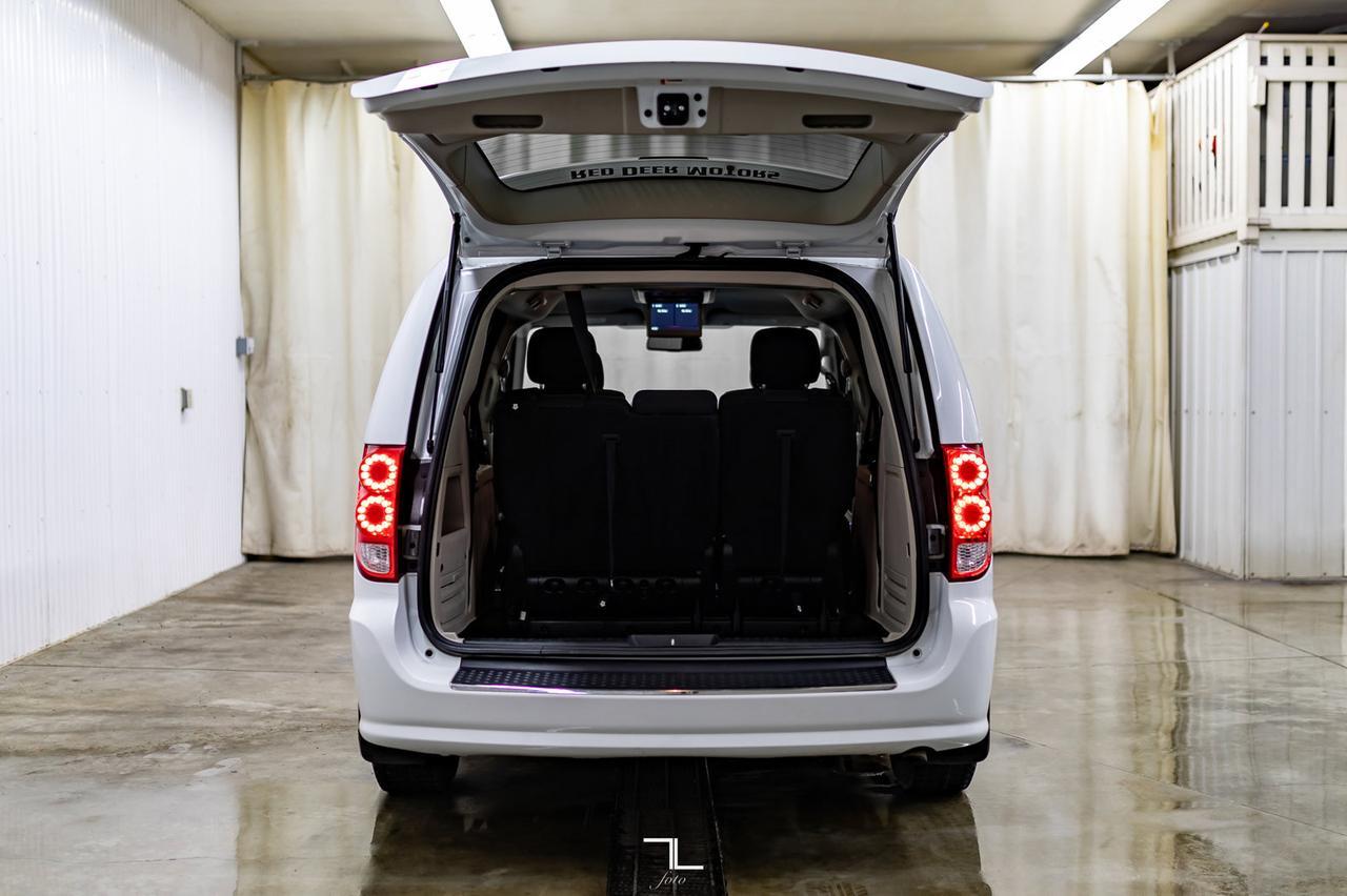 2018 Dodge Grand Caravan SXT DVD BCam Red Deer AB