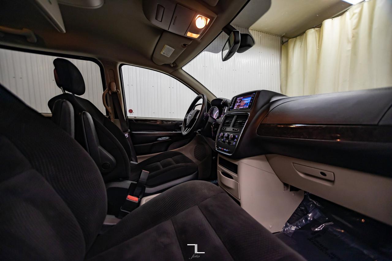 2018 Dodge Grand Caravan SXT DVD BCam Red Deer AB