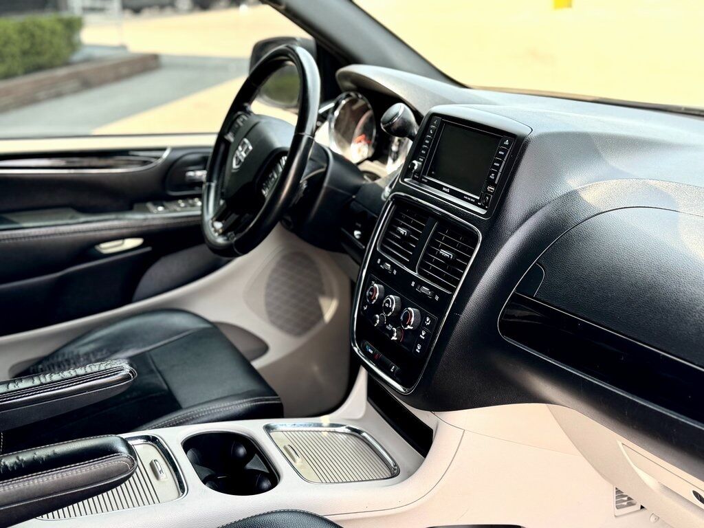 2018 Dodge Grand Caravan SXT Elmhurst IL
