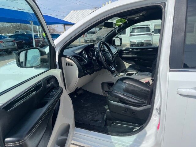 2018 Dodge Grand Caravan SXT Gainesville TX