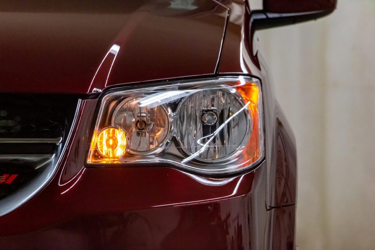 2018 Dodge Grand Caravan SXT Premium Plus Nav DVD BCam Red Deer AB