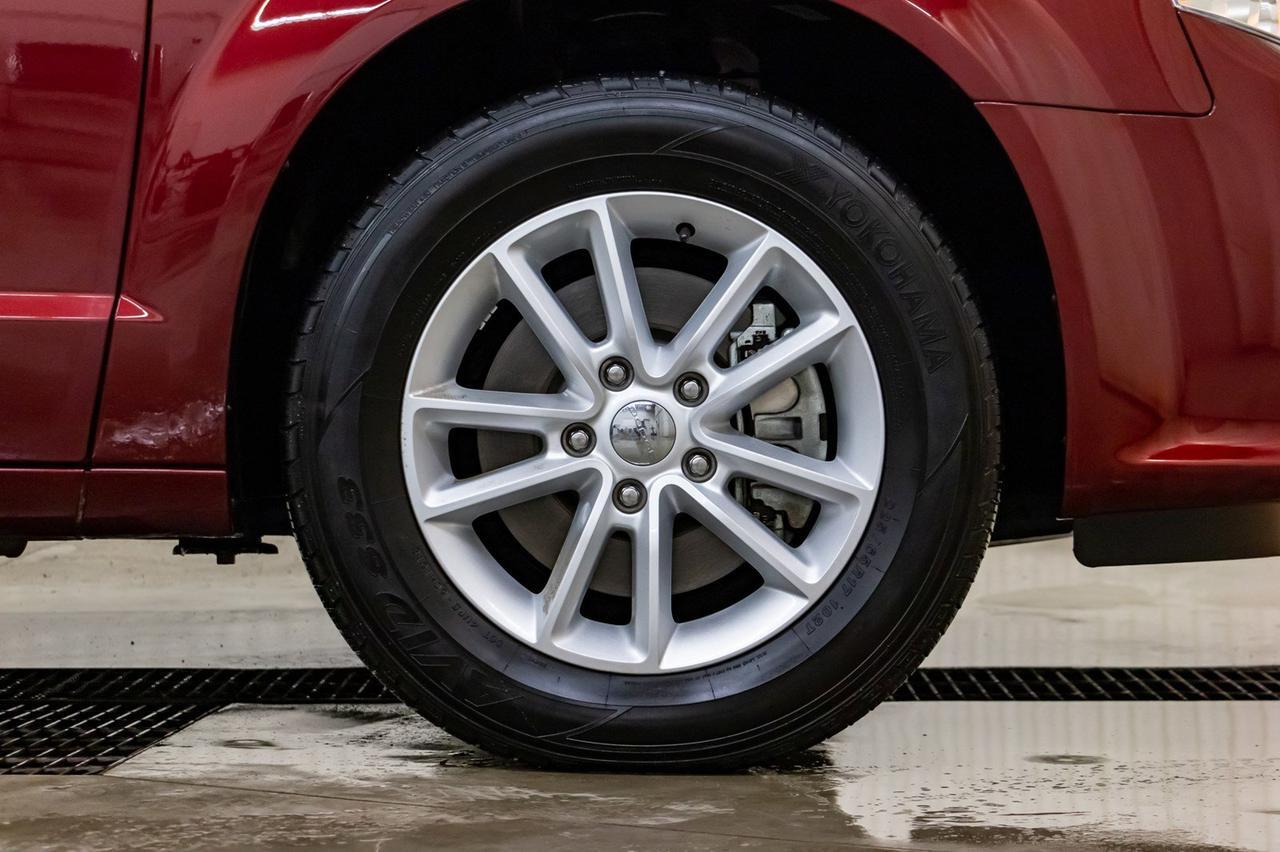 2018 Dodge Grand Caravan SXT Premium Plus Nav DVD BCam Red Deer AB