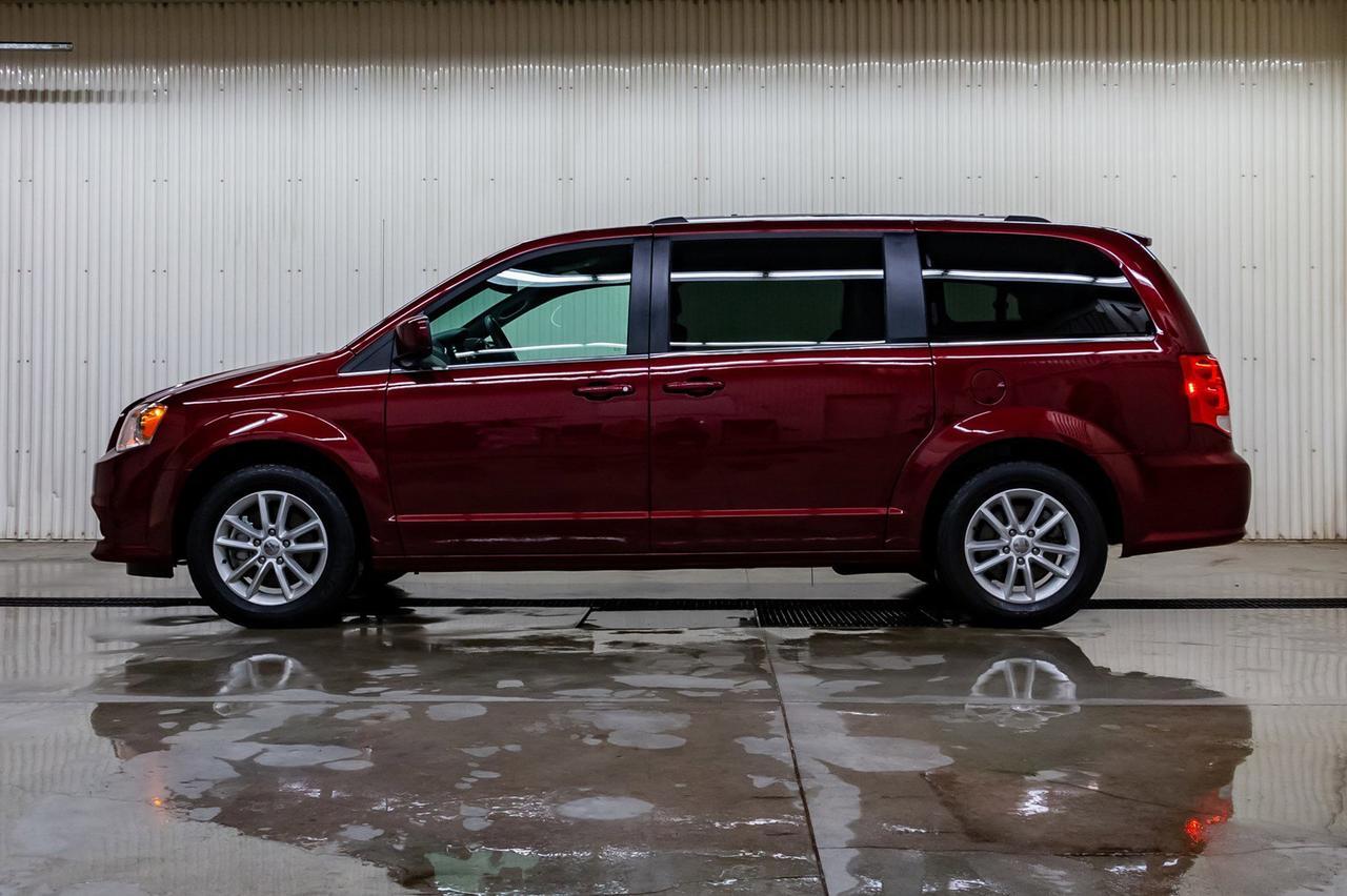 2018 Dodge Grand Caravan SXT Premium Plus Nav DVD BCam Red Deer AB